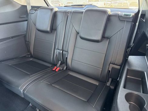 Used 2021 Volkswagen Atlas SE image 16