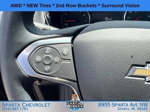 Used 2023 Chevrolet Traverse LT w/ Rear Camera Mirror Package AWD/4WD image 19