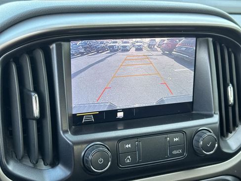 Used 2022 Chevrolet Colorado Z71 image 35