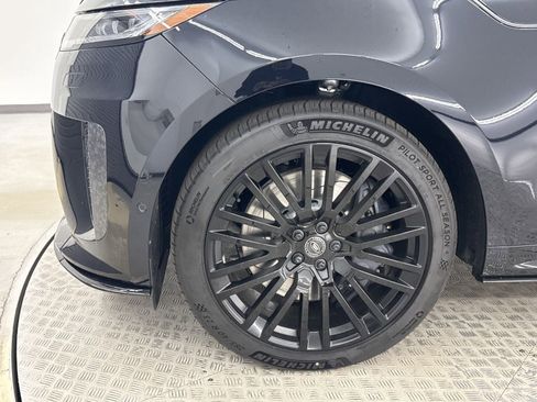 New 2025 Land Rover Range Rover Sport SV Edition Two image 11
