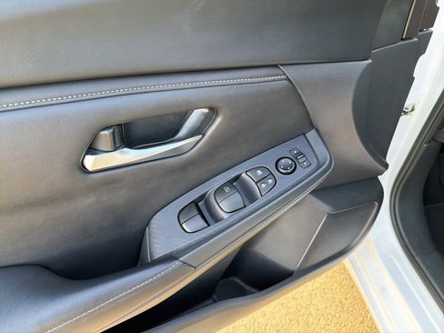 Used 2023 Nissan Sentra SV w/ All-Weather Package image 13