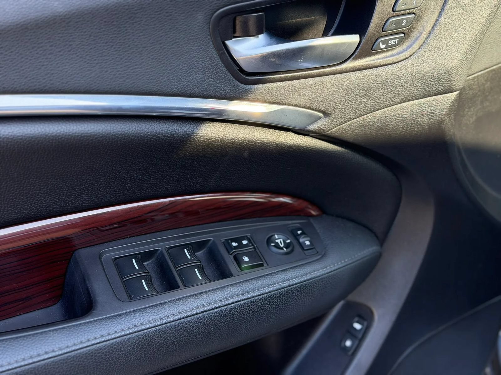 Used 2014 Acura MDX w/ Technology Package FWD image 13
