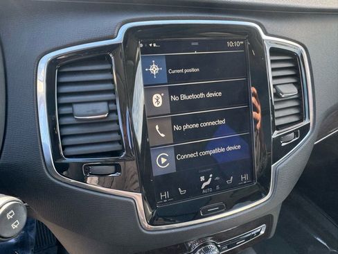 Used 2017 Volvo XC90 T6 Momentum w/ Vision Package image 25