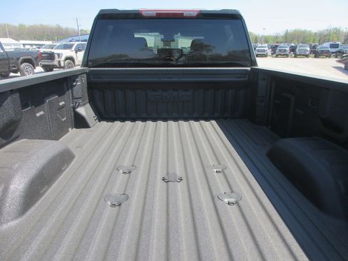 New 2026 GMC Sierra 3500 SLE w/ SLE Value Package AWD/4WD image 6