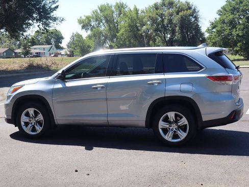 Used 2014 Toyota Highlander Limited FWD image 8