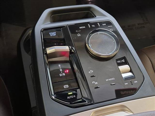 Certified 2024 BMW iX xDrive50 w/ Sport Package AWD/4WD image 12