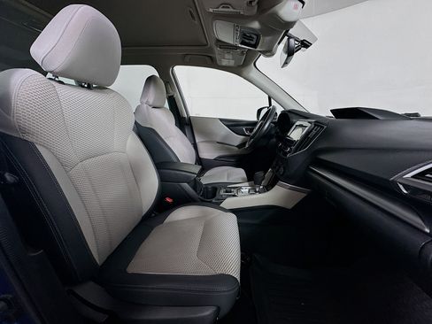 Used 2021 Subaru Forester Premium image 30