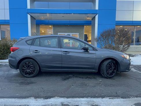 Used 2019 Subaru Impreza 2.0i w/ Eyesight image 8