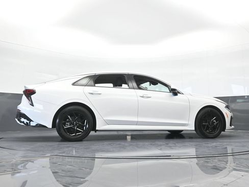 Used 2025 Kia K5 LXS FWD image 60