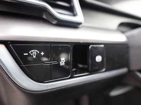 Used 2023 Kia Sportage EX image 19