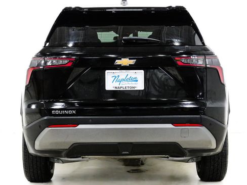 Used 2025 Chevrolet Equinox LT image 7