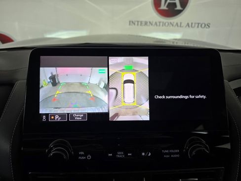 Used 2022 INFINITI QX80 Sensory w/ All-Season Package image 24