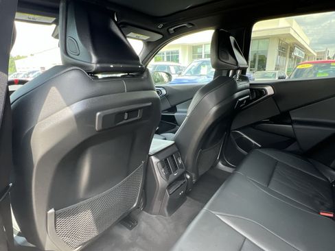 Used 2025 BMW X3 M50 w/ Premium Package AWD/4WD image 23