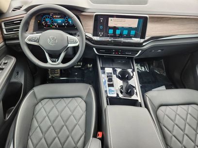 New 2026 Volkswagen Atlas SEL Premium R-Line