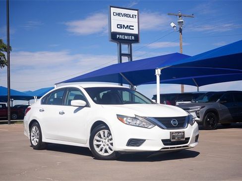 Used 2018 Nissan Altima 2.5 S w/ S Convenience Package image 1