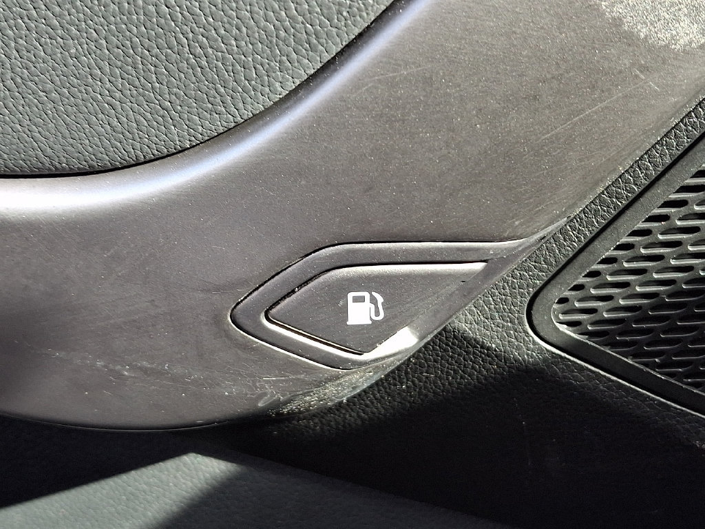 Used 2019 Hyundai Santa Fe XL SE AWD/4WD image 26
