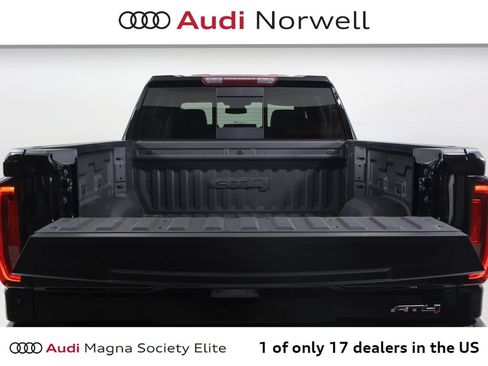 Used 2024 GMC Sierra 1500 AT4 w/ AT4 Preferred Package AWD/4WD image 15