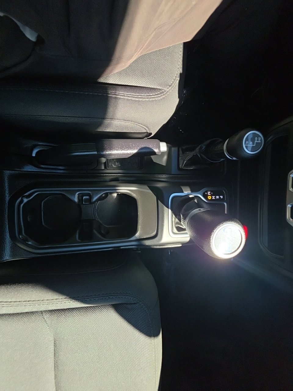 Used 2019 Jeep Wrangler Unlimited Sport S AWD/4WD image 34