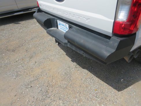 Used 2019 Ford F250 XL w/ Power Equipment Group AWD/4WD image 34
