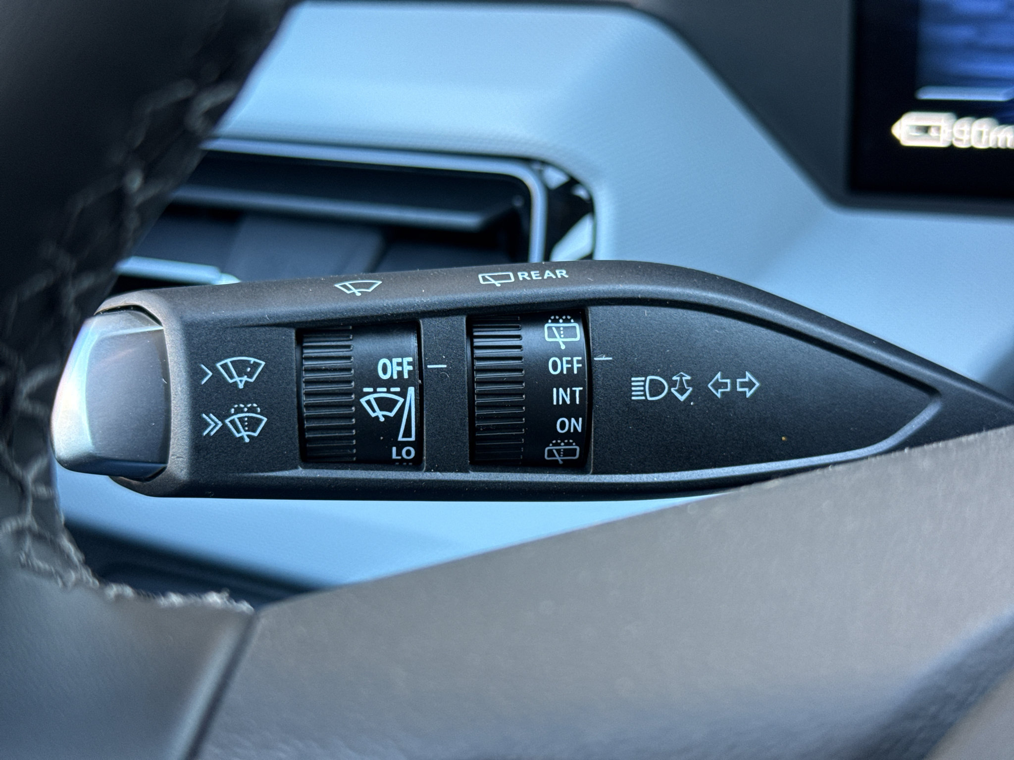 New 2027 Chevrolet Bolt LT w/ Comfort Package FWD image 13