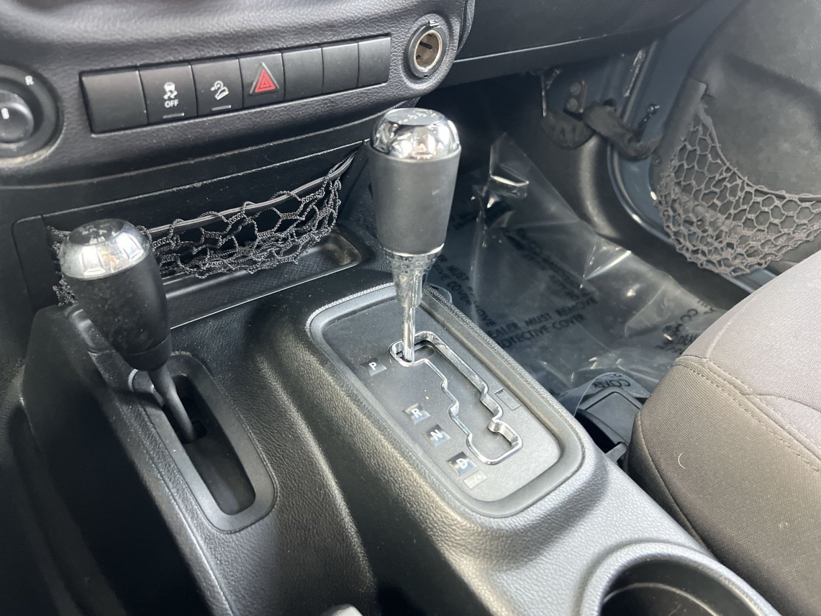 Used 2018 Jeep Wrangler Sport AWD/4WD image 19