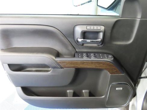 Used 2018 GMC Sierra 1500 Denali w/ Denali Ultimate Package image 16