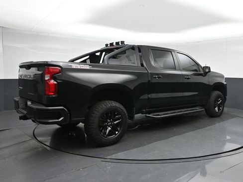 Used 2019 Chevrolet Silverado 1500 LT Trail Boss image 7