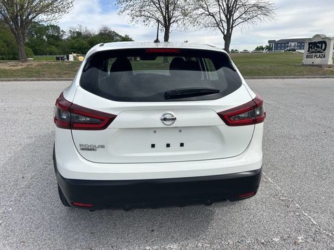 Used 2021 Nissan Rogue Sport S image 11