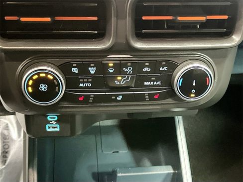 Used 2024 Ford Maverick XLT w/ XLT Luxury Package image 15