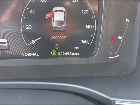 Used 2025 Acura Integra FWD image 19