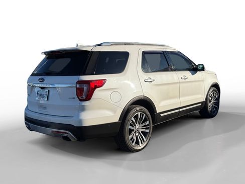 Used 2017 Ford Explorer Platinum image 5