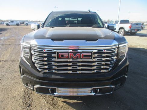 New 2026 GMC Sierra 1500 Denali image 12