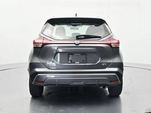 Certified 2024 Nissan Kicks SR FWD image 6