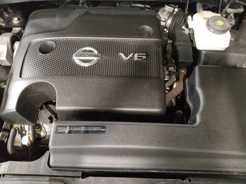 Used 2017 Nissan Murano SV w/ Premium Plus Package image 30