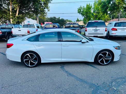 Used 2018 Honda Accord Sport image 6