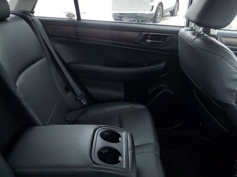 Used 2016 Subaru Outback 2.5i Limited image 8