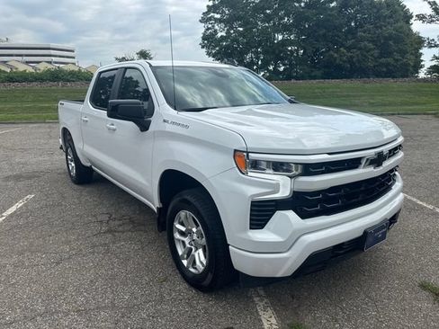 Used 2026 Chevrolet Silverado 1500 RST AWD/4WD image 2