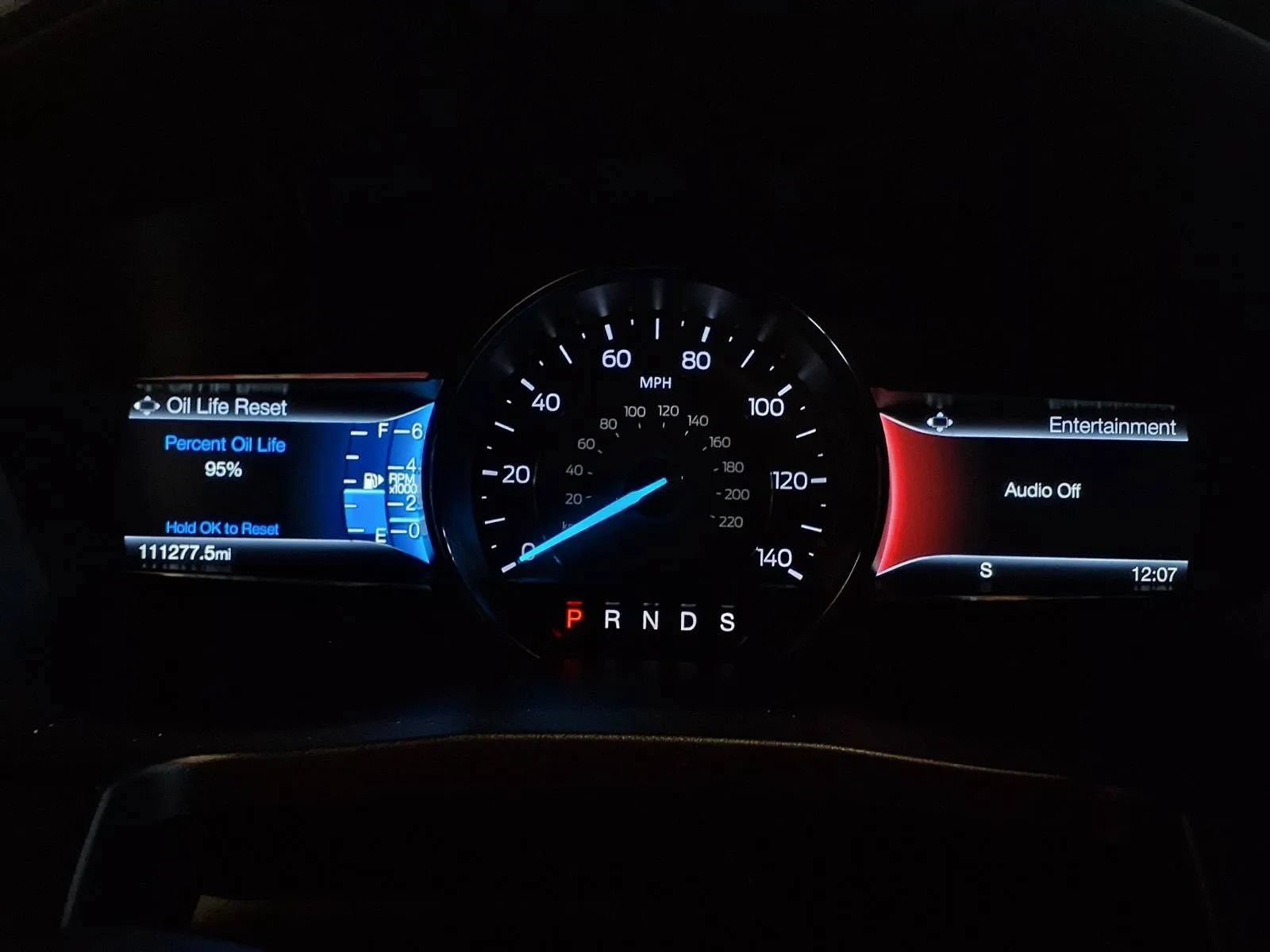 Used 2018 Ford Explorer XLT w/ Equipment Group 202A AWD/4WD image 25