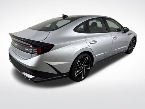 Certified 2025 Hyundai Sonata N Line FWD image 3