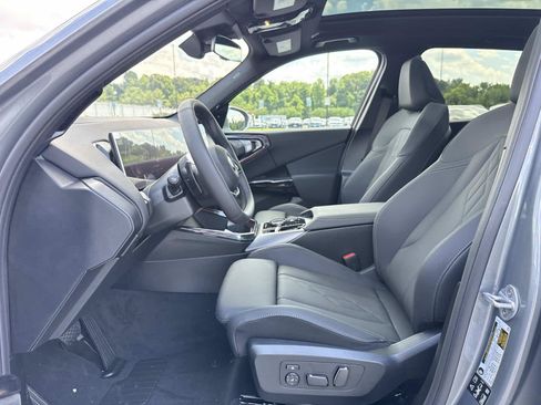 New 2026 BMW X3 xDrive30i w/ Premium Package AWD/4WD image 14