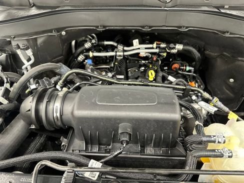 Used 2023 Ford Explorer XLT w/ Equipment Group 202A image 40