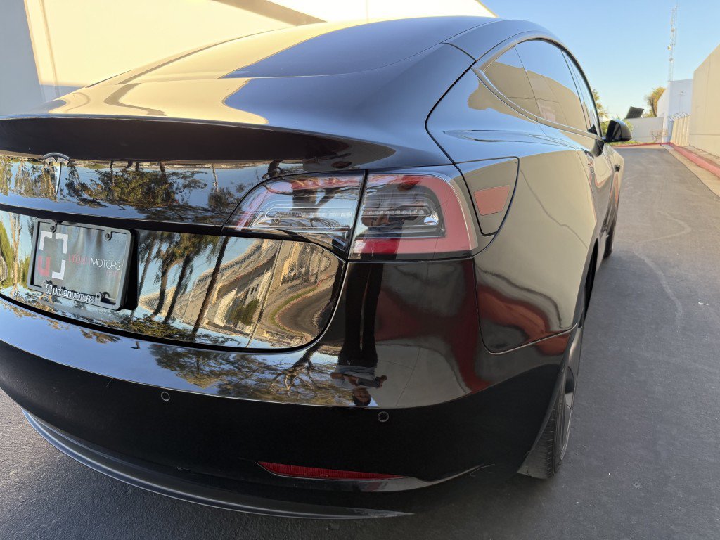 Used 2021 Tesla Model 3 Standard Range Plus RWD image 8