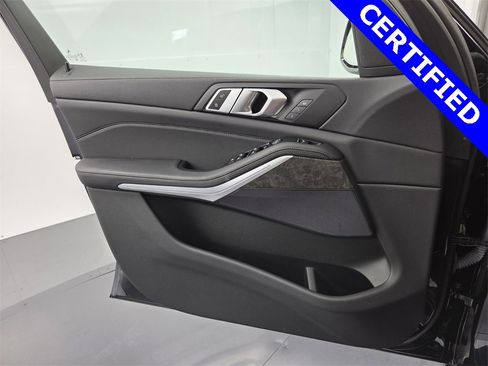 Certified 2022 BMW X5 xDrive40i w/ M Sport Package image 42