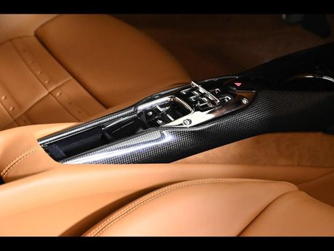 Used 2023 Ferrari 296 GTB RWD image 33