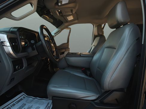 Used 2023 Ford F250 XL w/ 360-Degree Camera Package AWD/4WD image 13
