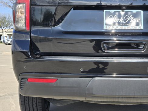 Used 2024 Chevrolet Tahoe RST w/ Luxury Package image 17