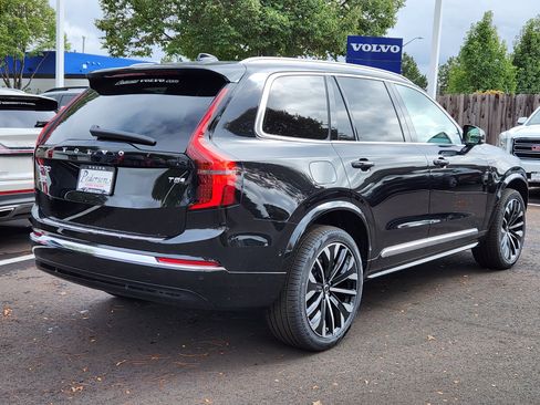 New 2026 Volvo XC90 T8 Plus w/ Protection Package Premier image 3