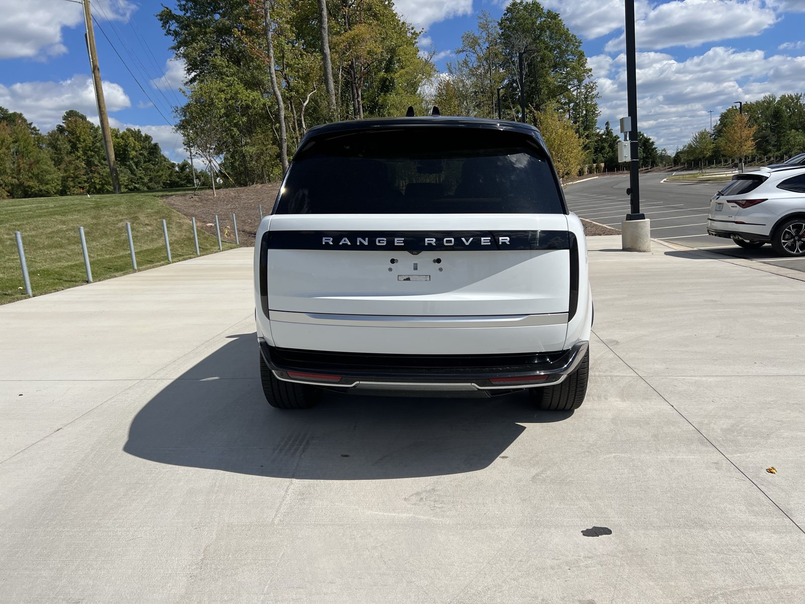 Used 2024 Land Rover Range Rover Autobiography AWD/4WD image 7