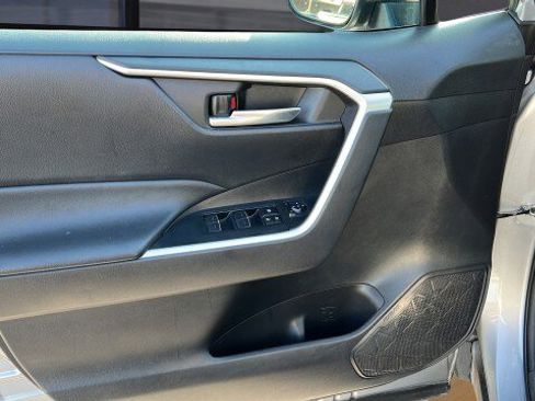 Used 2024 Toyota RAV4 XLE image 22