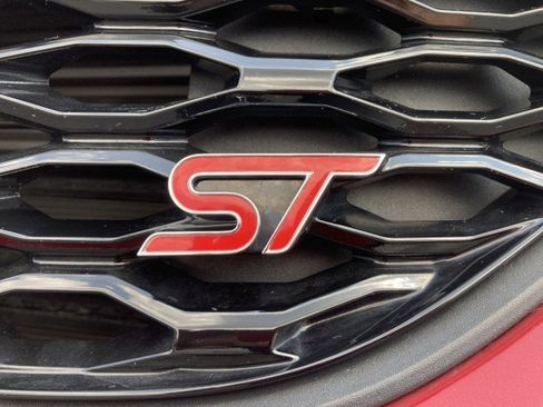 Certified 2021 Ford Explorer ST w/ Equipment Group 401A image 5